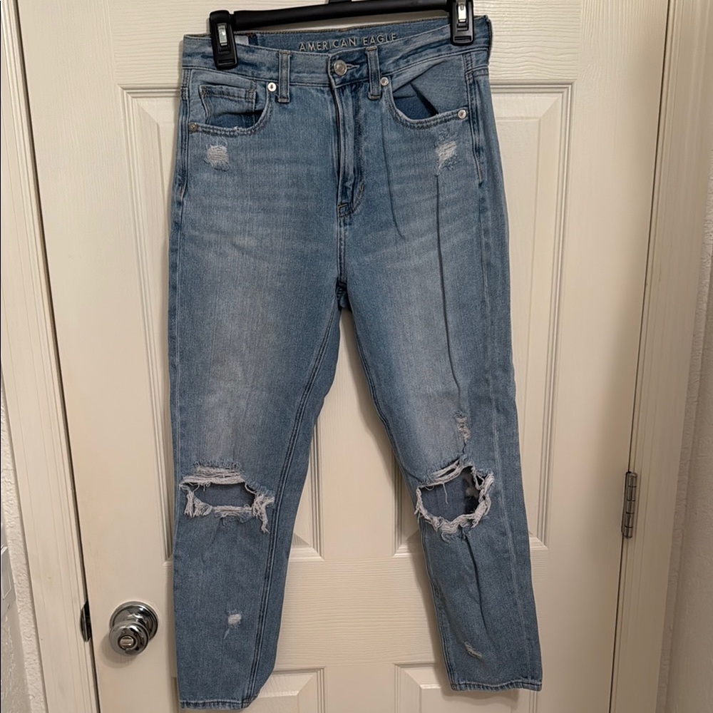 American Eagle Outfitters Women's Blue Distressed Jeans